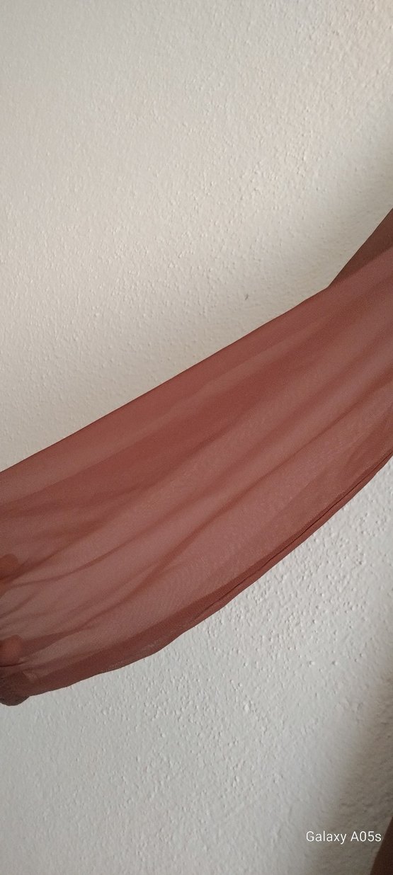 V Yaka Uzun Kollu Midi Elbise - Görsel 2