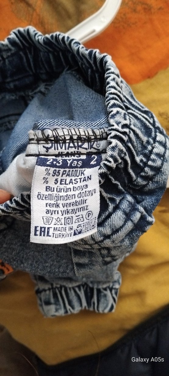 Erkek Çocuk Renkli Baskılı Kot Pantolon - Görsel 3