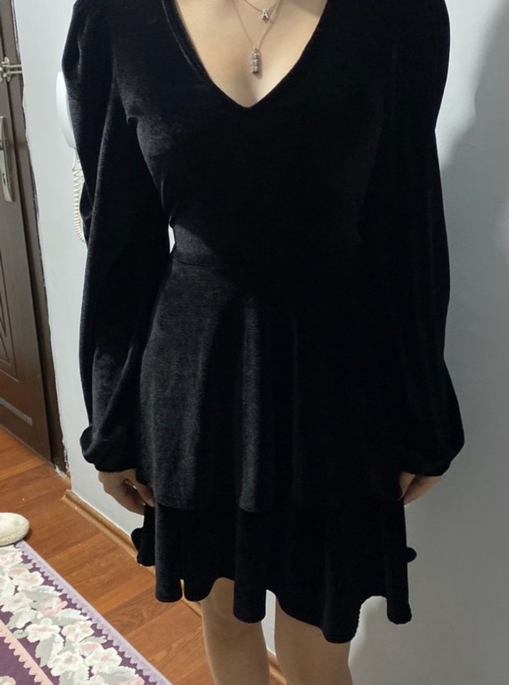 Uzun Kollu V Yaka Siyah Mini Elbise - Görsel 2