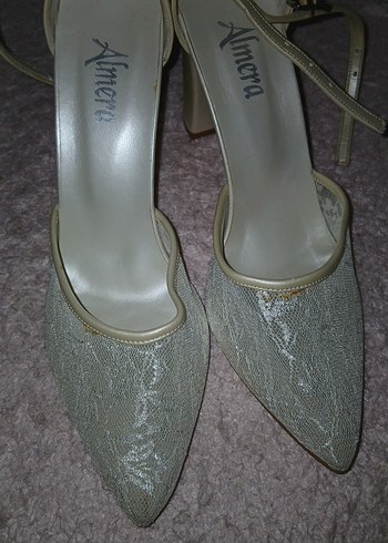 beyaz dantelli gelin ayakkabısı - Görsel 4