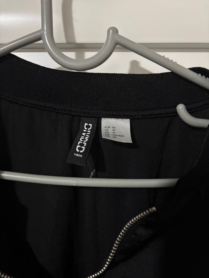 Siyah Uzun Kollu Kadın Bluz - Görsel 2