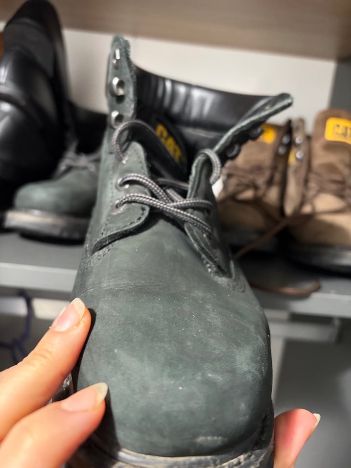 Siyah cat bot - Görsel 4