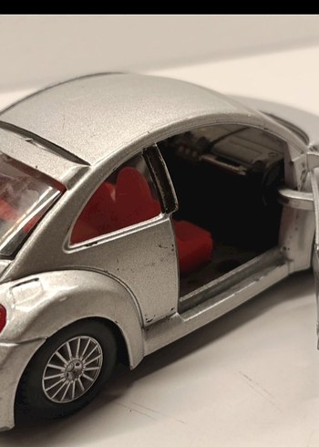 Gri Oyuncak Araba - Volkswagen New Beetle - Görsel 3
