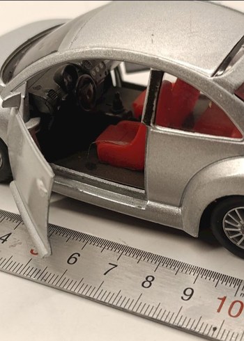 Gri Oyuncak Araba - Volkswagen New Beetle - Görsel 2
