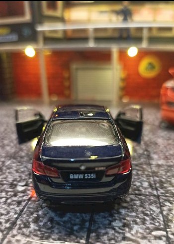 Parlak Mavi bmv Oyuncak Araba - Görsel 4