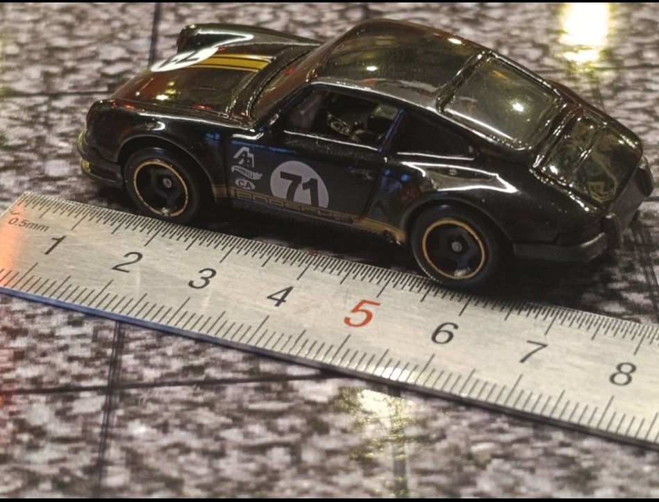 Siyah Minyatür Yarış Arabası 71 Numaralı - Görsel 4