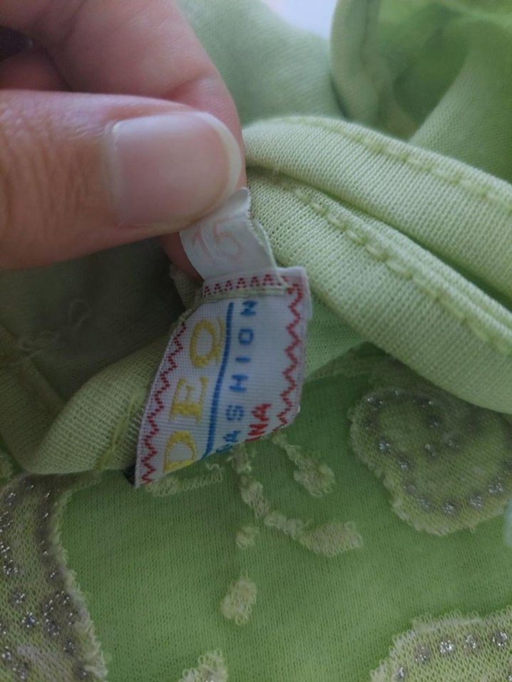 Yeşil Dantelli Nakışlı Kız Tişörtü - Görsel 2