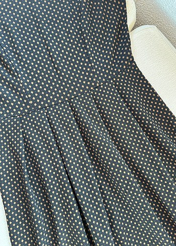 Dantel Yaka Desenli Gri Elbise - Görsel 3