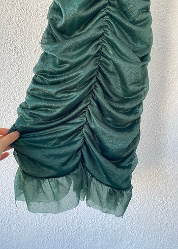 Yeşil Parlak Yılan Desenli Drapeli Abiye Elbise - Görsel 3