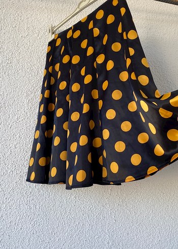 Sarı Puantiyeli Pileli Midi Etek - Görsel 3