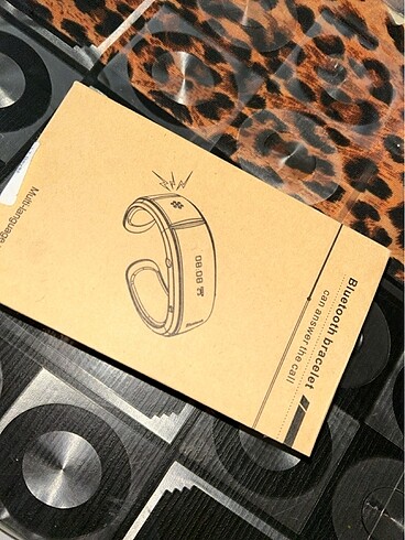 BLUETOOTH BRACELET (. Bileklik saat)