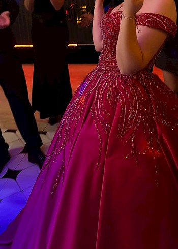 Kırmızı İşlemeli Uzun Kınalık Nişanlık Abiye Elbise - Görsel 5