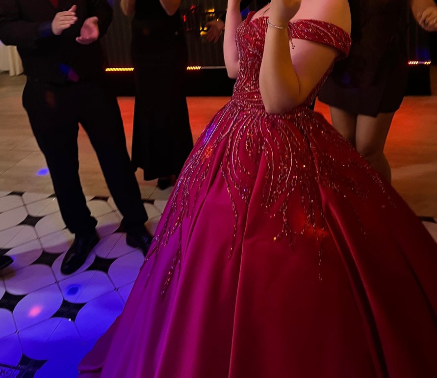 Kırmızı İşlemeli Uzun Kınalık Nişanlık Abiye Elbise - Görsel 5