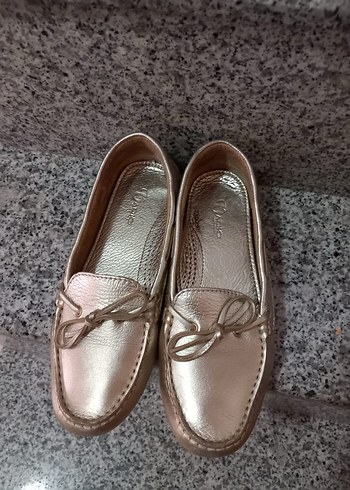 Bej Parlak Dolgu Topuklu Kadın Babet - Görsel 3