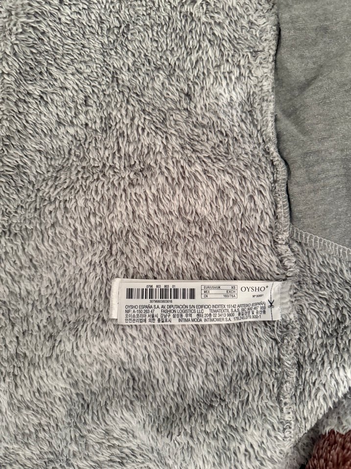 Kapüşonlu Gri Bornoz - Görsel 3