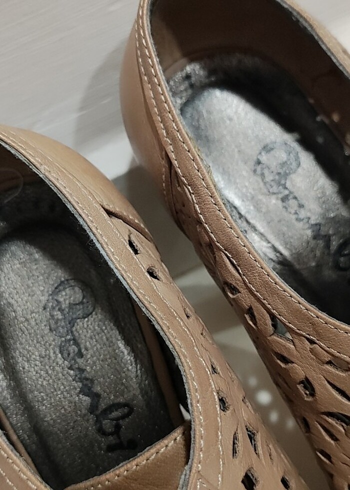 Deri topuklu ayakkabı  - Görsel 3