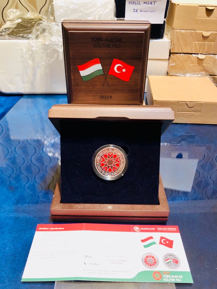 Türk-Macar Kültür Yılı Darphane Kutulu Sertifikalı - Görsel 2