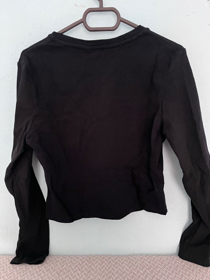 Siyah Uzun Kollu Baskılı Crop Bluz - Görsel 3