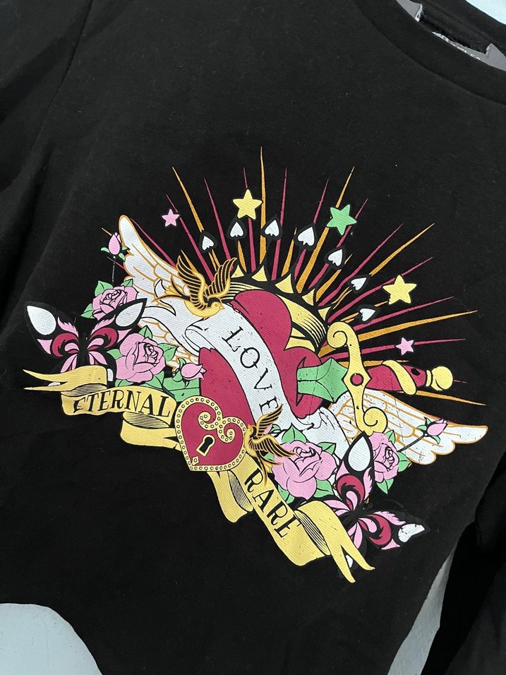 Siyah Uzun Kollu Baskılı Crop Bluz - Görsel 2