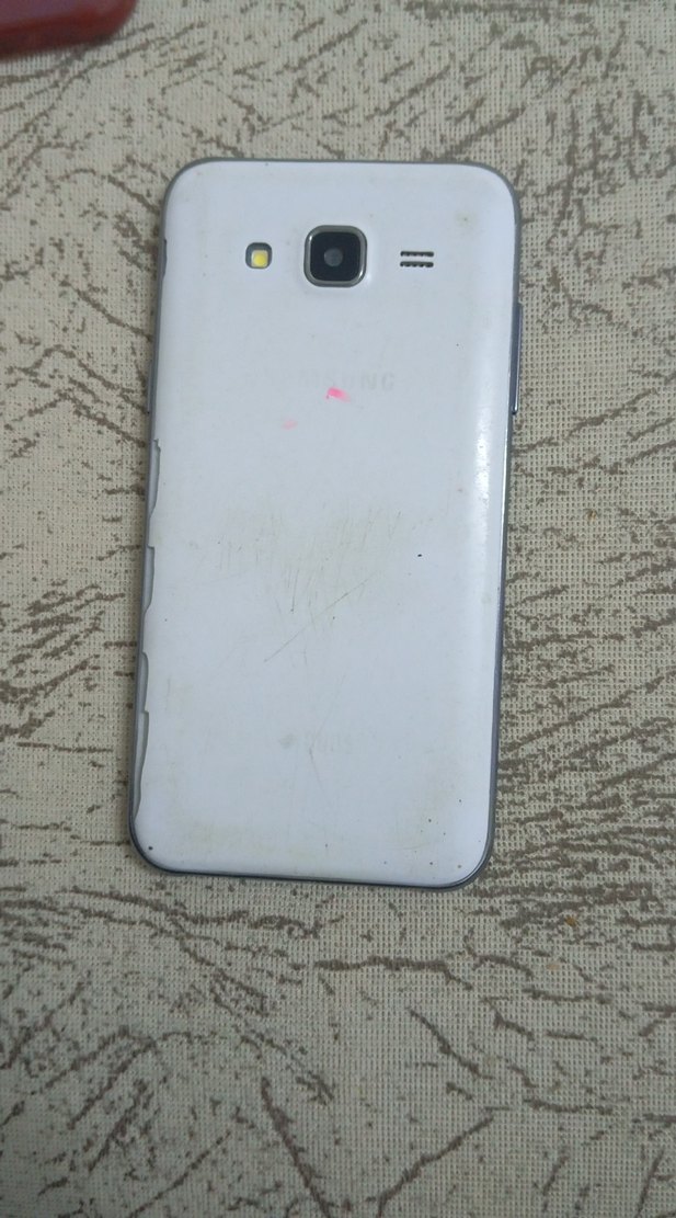 Beyaz Samsung Android Telefon bütçe dostu telefon - Görsel 2