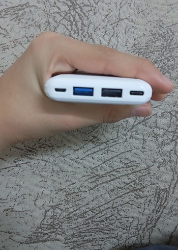 Philips Beyaz Power Bank - Görsel 3