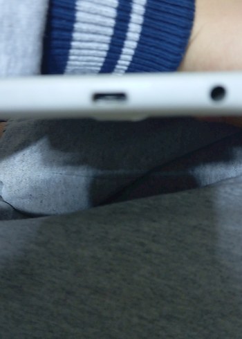 Beyaz Samsung Tablet - Görsel 3