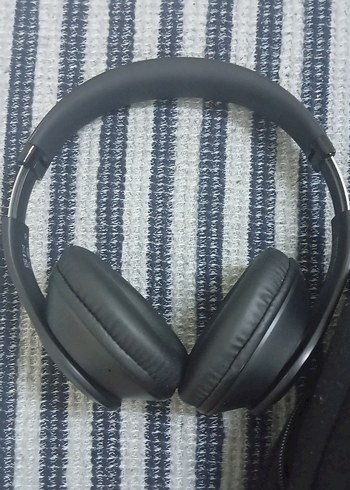 Siyah ve Gri Kablosuz Kulaklık - Görsel 2