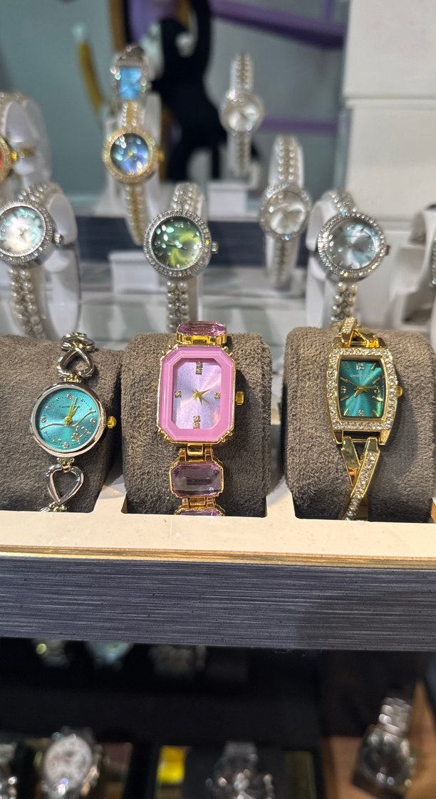 Renkli Payetli Kadın Saatleri - Görsel 5