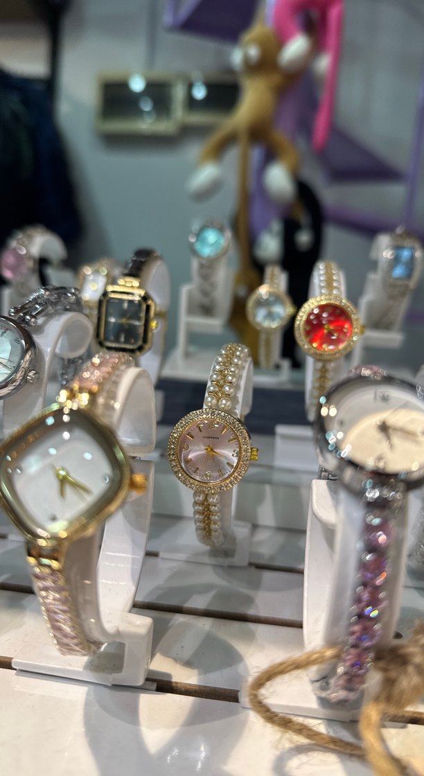 Renkli Payetli Kadın Saatleri - Görsel 2