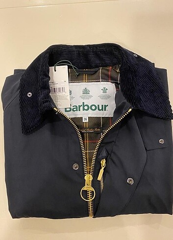 s Beden Barbour mont