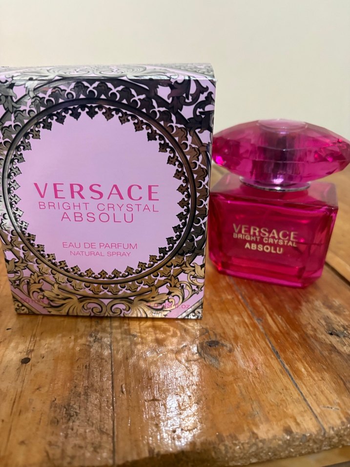 Versace Bright Crystal Absolu Kadın Parfümü - Görsel 5