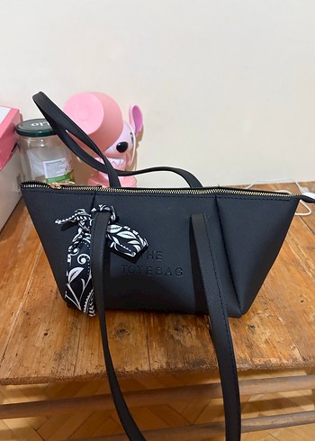 Siyah Baskılı Fermuarlı Kadın Deri Çanta - Görsel 2