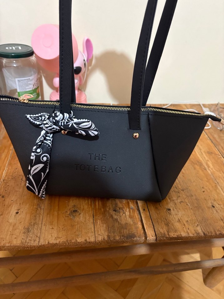 Siyah Baskılı Fermuarlı Kadın Deri Çanta - Görsel 3