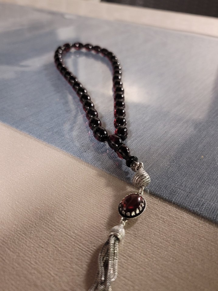 kehribar ve gümüş püskülü - Görsel 2