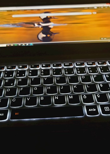 Lenovo yoga 700 - Görsel 5