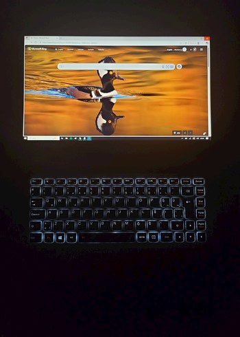 Lenovo yoga 700 - Görsel 4
