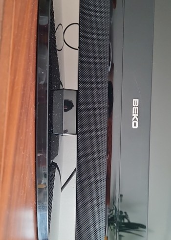 Siyah eski televizyon kumandali verilir internet gogle yoktur - Görsel 2