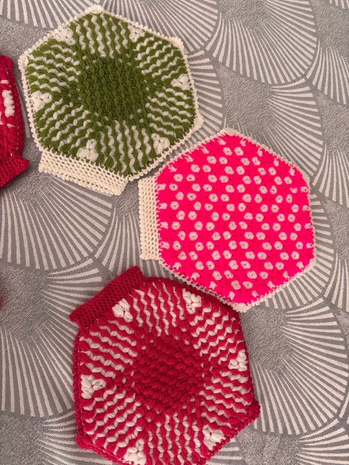 Çok Renkli Altıgen Banyo lifleri - Görsel 2