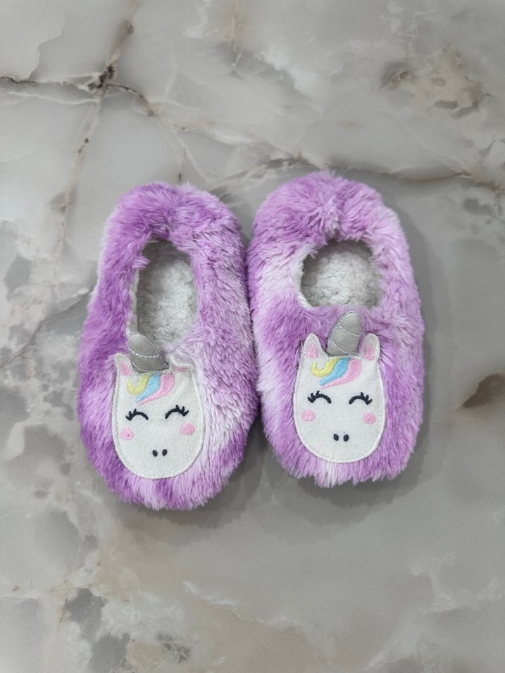 Renkli Tie-Dye Desenli Mor Peluş Kız Terliği - Görsel 3