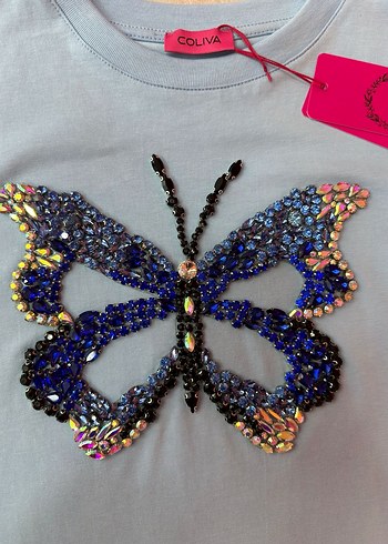 Kristal taşİşlemeli Renkli Kelebek desenli t-shirt - Görsel 2