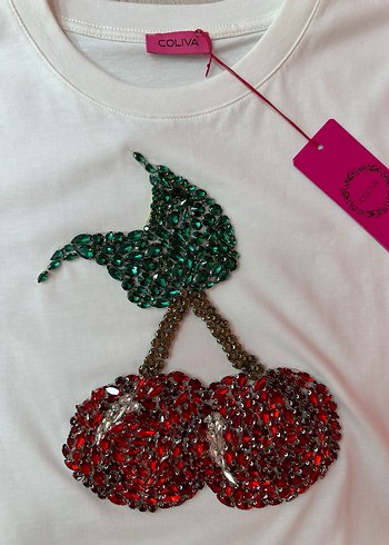 Kadın Beyaz kristal taşlı Kiraz Baskılı t-shirt - Görsel 7