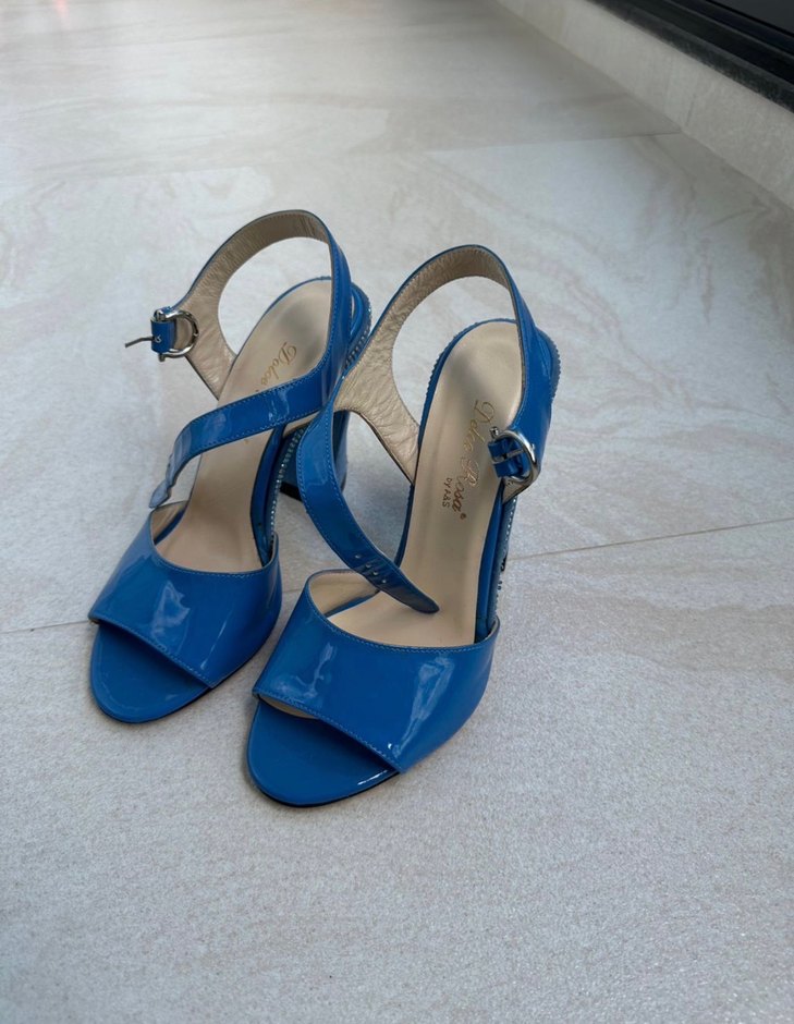 Parlak Mavi Topuklu Kadın Ayakkabı - Görsel 5