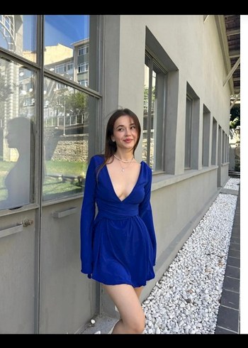 Saks Mavi V Yaka Mini Şortlu Elbise - Görsel 2