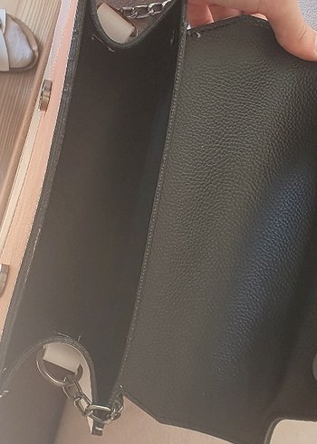 Beyaz Pembe Deri Zincir Detaylı Kadın Çanta - Görsel 4