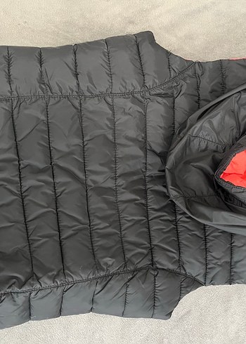 Kapüşonlu Fermuarlı Kadın Siyah Şişme Yelek - Görsel 3