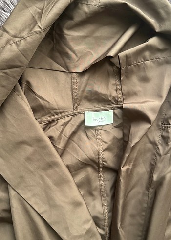 Drapeli Kahverengi Uzun Kadın Yağmurluk Touche markası - Görsel 2