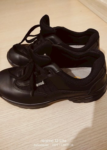 YDS marka 38 numara bayan bot ayakkabı orjinal sıfır - Görsel 6