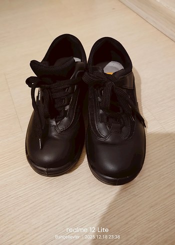 YDS marka 38 numara bayan bot ayakkabı orjinal sıfır - Görsel 2