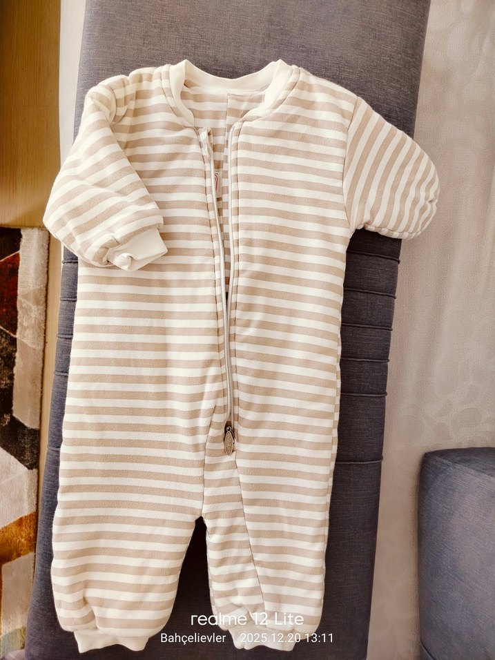 Bej Çizgili Fermuarlı Bebek uyku Tulumu - Görsel 4