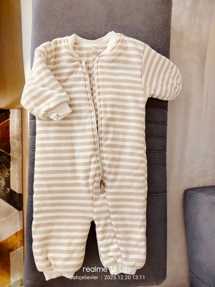 Bej Çizgili Fermuarlı Bebek uyku Tulumu - Görsel 3